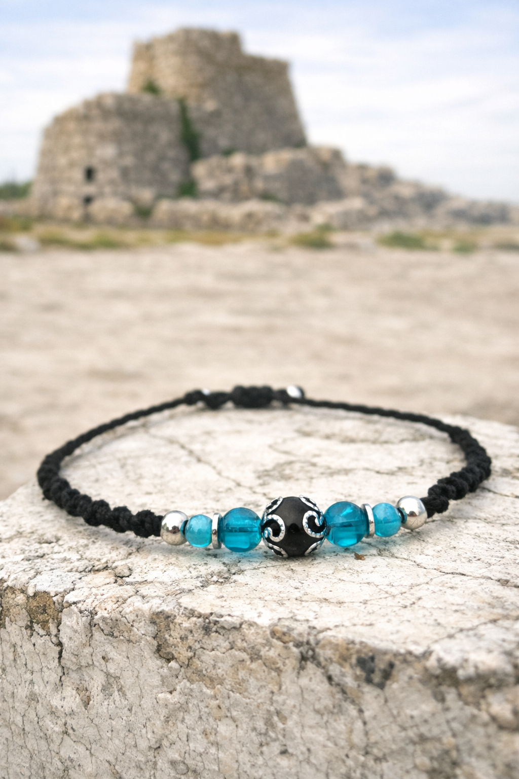 Bracciale Nuraghino con Calcedonio blu