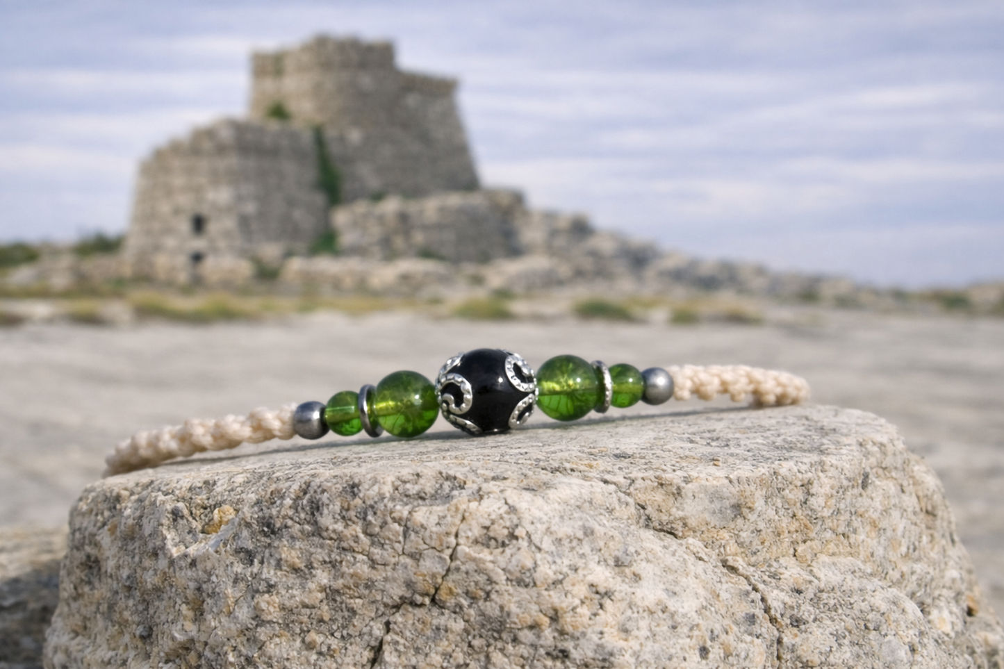 Bracciale Nuraghino con Olivina Verde